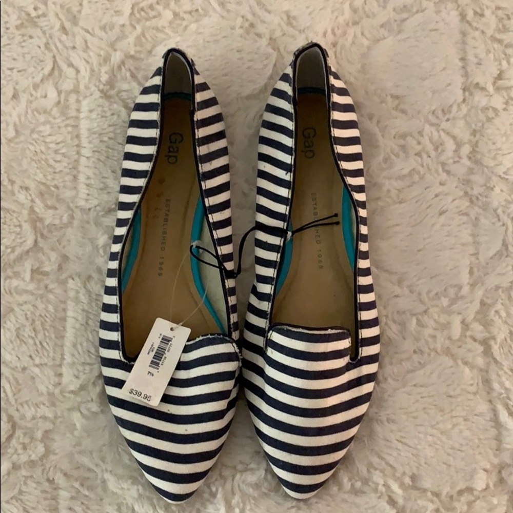 Brand new with tags- navy and white flats